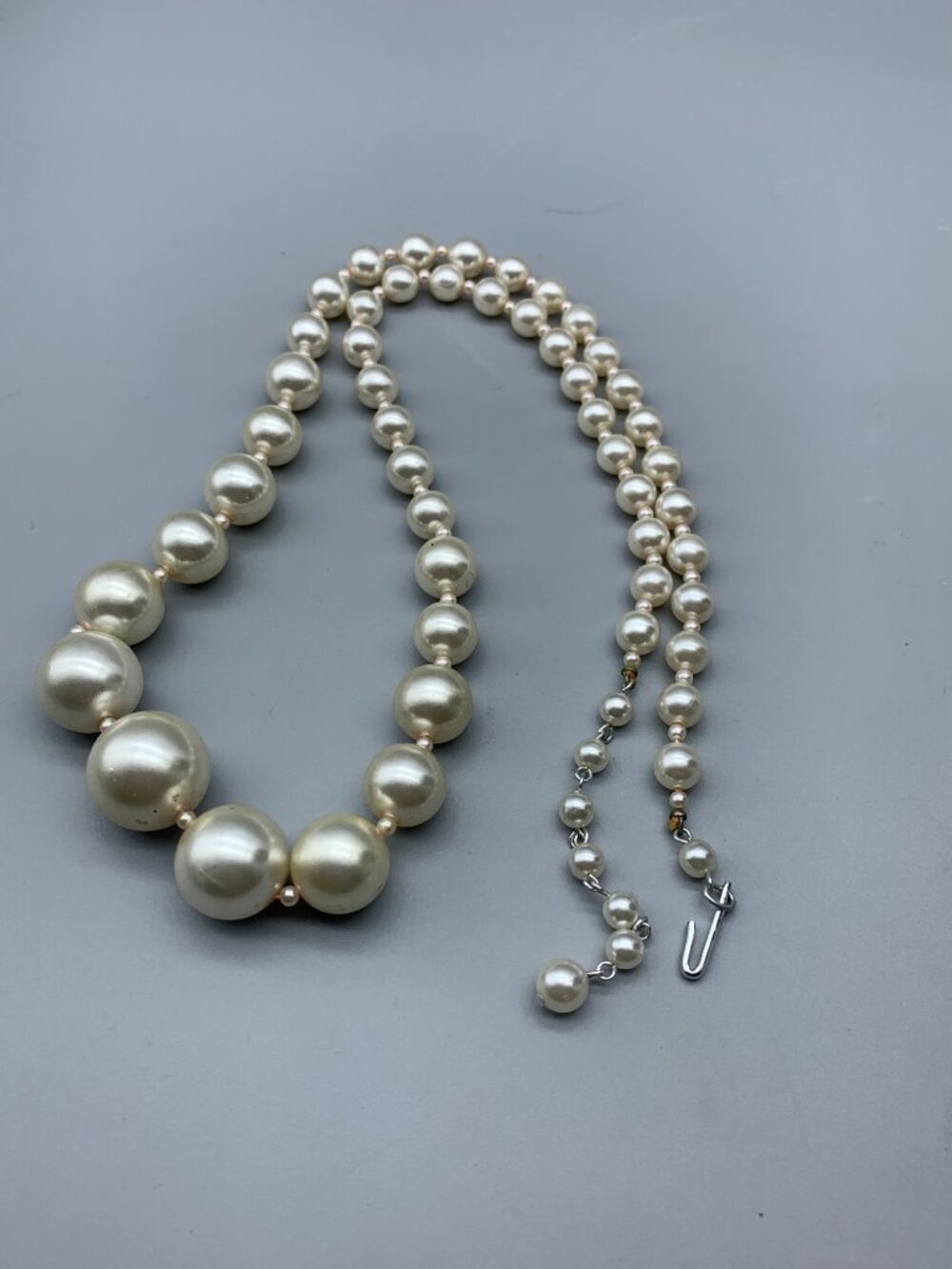 Classic Single Strand Graduated Pearl Necklace 25 inches with 3 inch Extender
